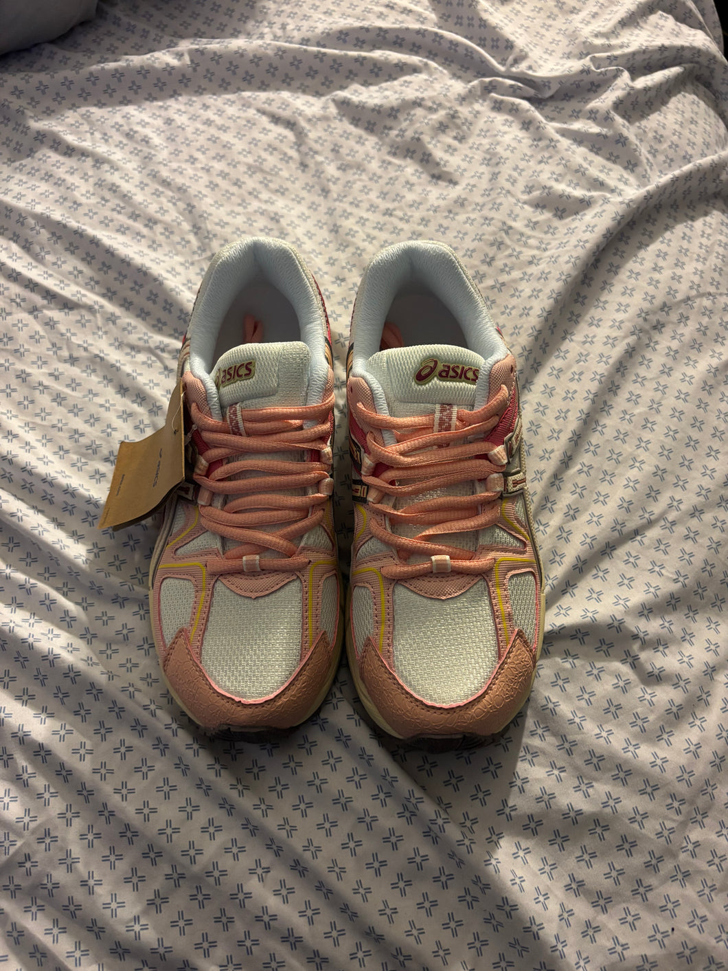 ASICS